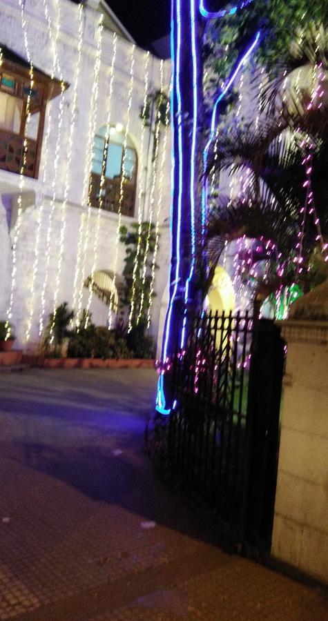 Hotel Ritz Poona Buitenkant foto